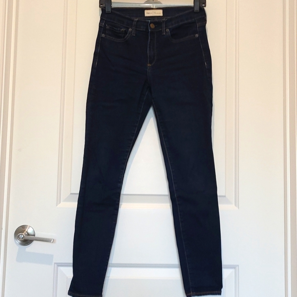 Gap True Skinny Jean